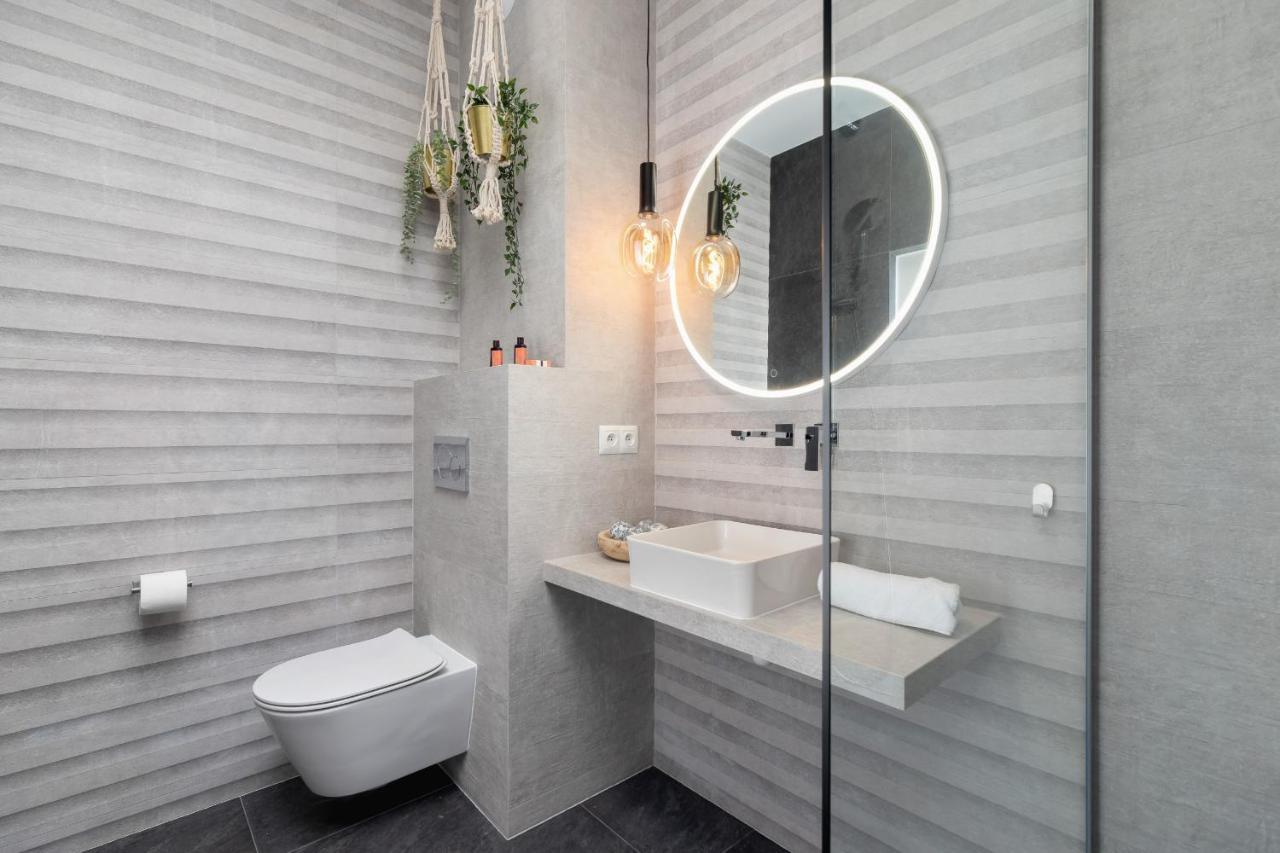 Luxurious Apartment Rakowicka Krakow By Renters Prestige Exterior photo