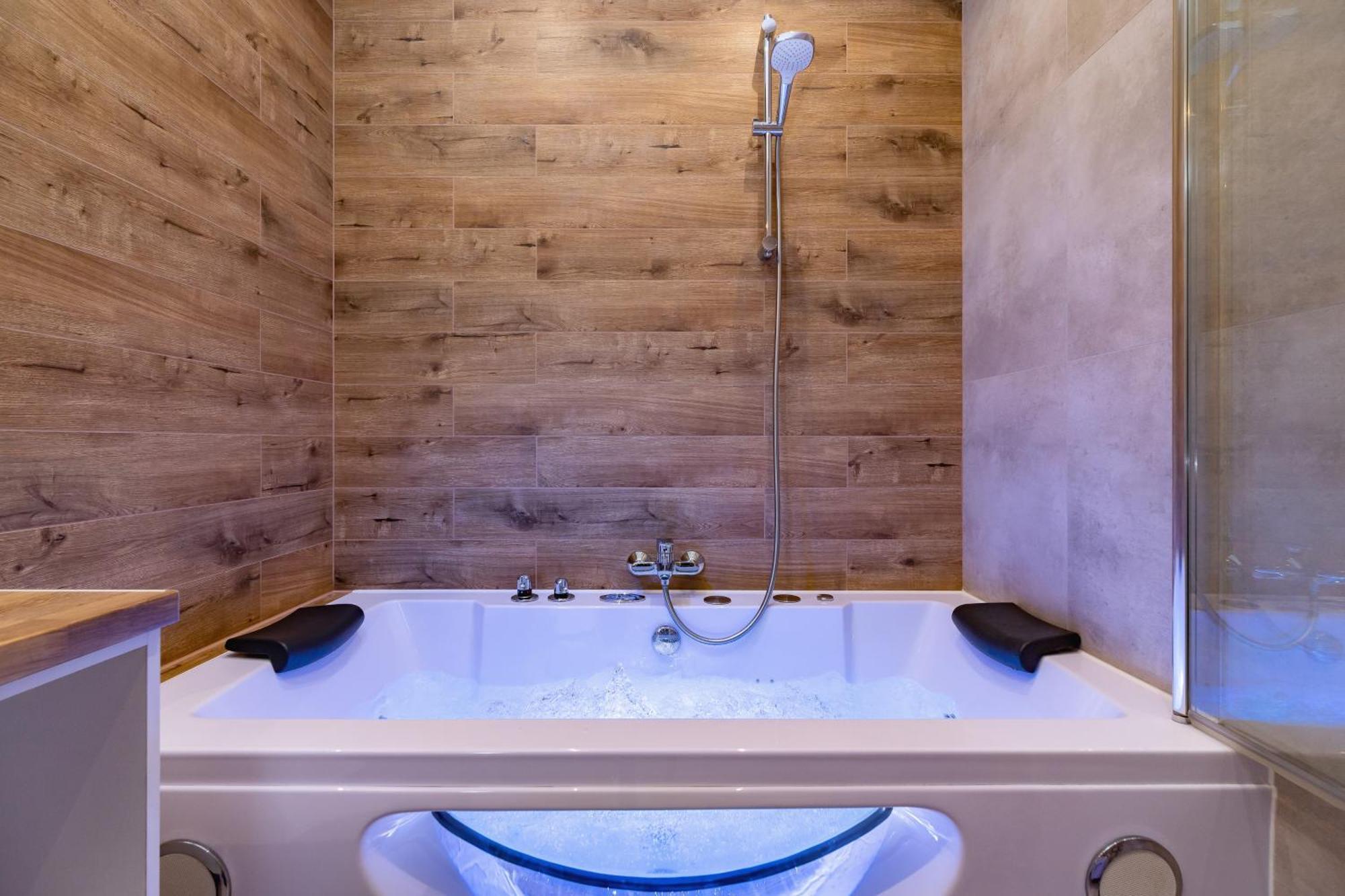 Luxurious Apartment Rakowicka Krakow By Renters Prestige Exterior photo